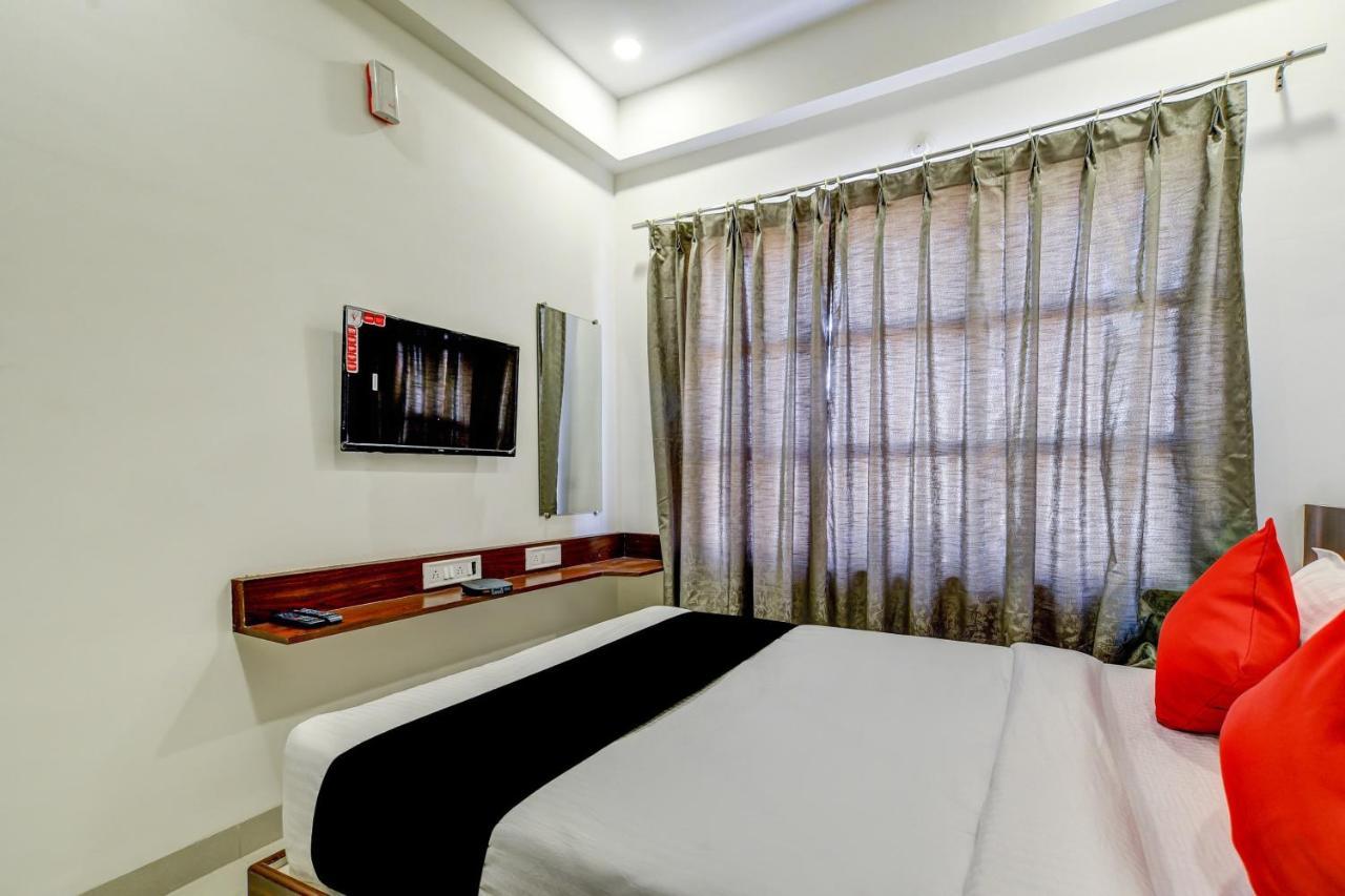 Capital O 77828 Hotel Twinkle Regency Indore Exterior foto